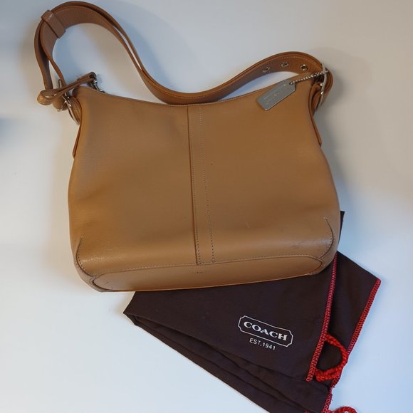 Coach Vintage Tan Leather Hobo Shoulder Bag - Picture 4 of 16